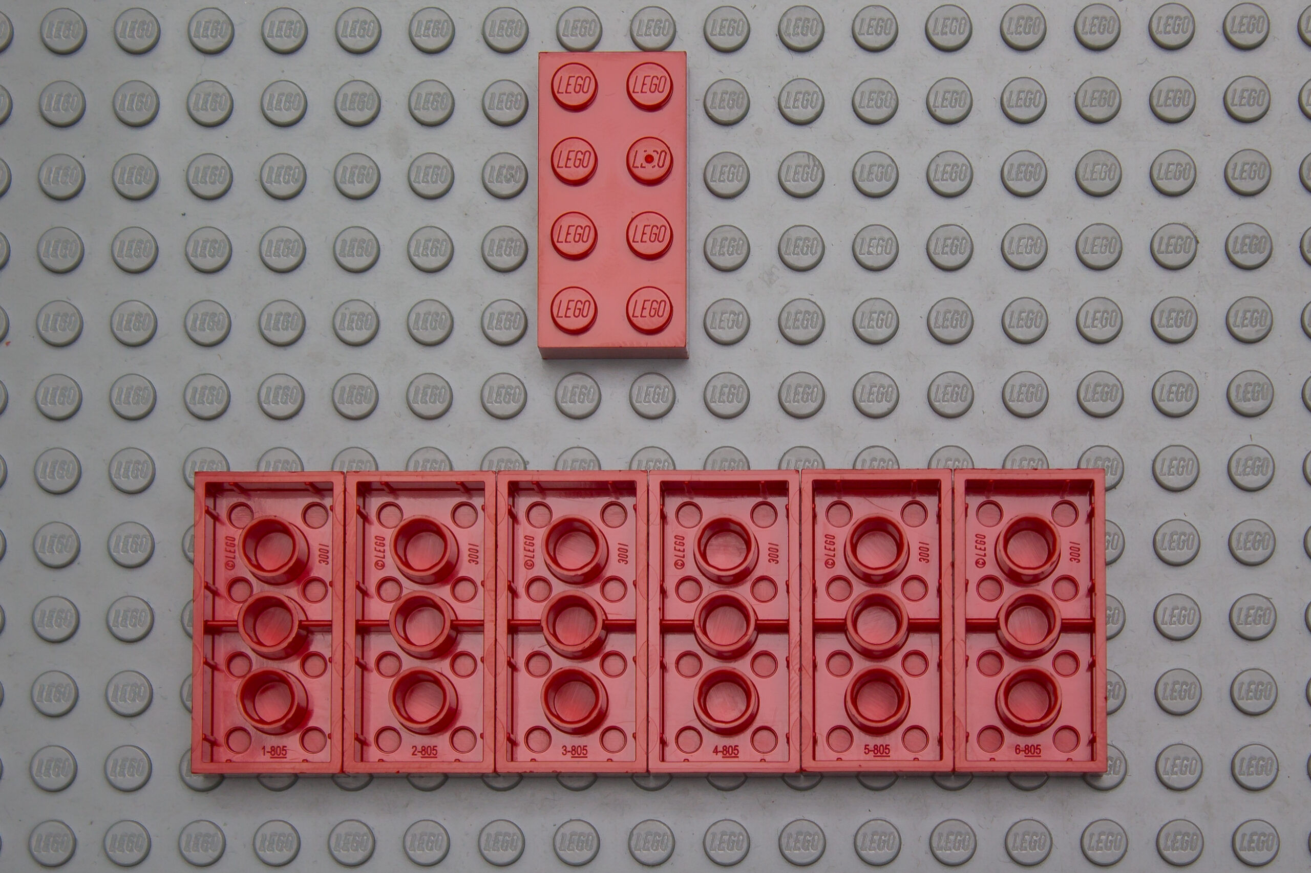 LEGO House 805 – The Brick Archive